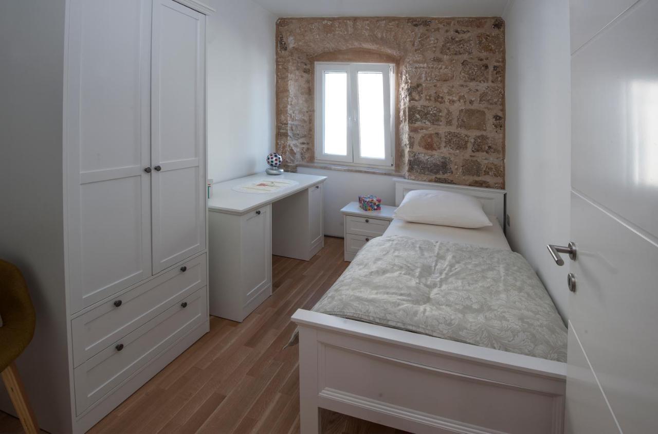 Apartment Antea Sinj Esterno foto
